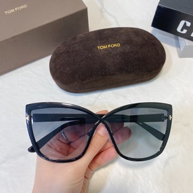 Том TOM FORD ModeI：FT 0715 Особый характер, божественная грация
