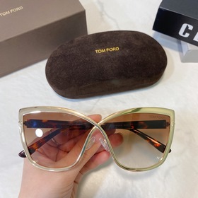Том TOM FORD ModeI：FT 0715 Особый характер, божественная грация