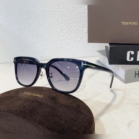 TOM FORD Официальный сайт новой модели FT802-K Размер： 53 мм, 21