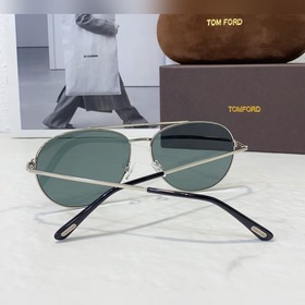 Том Форд TOM FORDD Официальный сайт Модель： TF636-K Размер： 62-