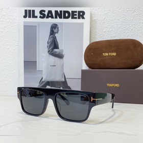TOM FORD Модель： FT0907 Размер： 55/19-145