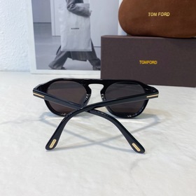 TOM FORD Модель： TF5533 Размер： 49/21-140 Поставка с подкладкой