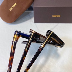 TOM FORD Модель： TF5533 Размер： 49/21-140 Поставка с подкладкой