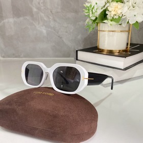 TOM FORD Модель： TF917 Размер： 55/20-145