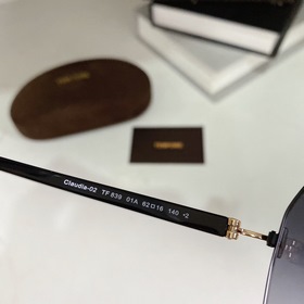 TOM FORD, модель 839. Размеры： 62-16-140.
