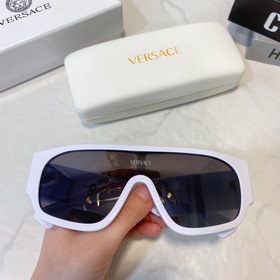 VERSACE Модель： 4439 Размер： 145