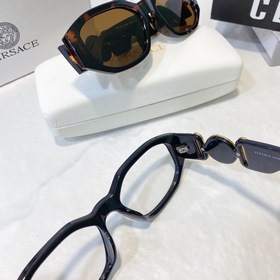 Versace  Модель： VE4361 Рекомендуем Популярные солнцезащитные оч