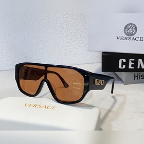 VERSACE Модель： VE4692 Размер： 132х145
