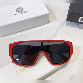 VERSACE Модель： VE4692 Размер： 132х145