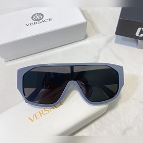 VERSACE Модель： VE4692 Размер： 132х145