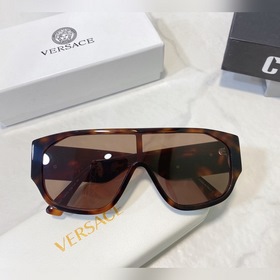 VERSACE Модель： VE4692 Размер： 132х145