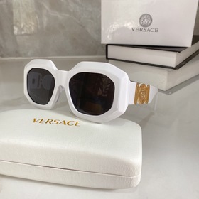 VERSACE Модель： 4089 Размер： 55х18-145