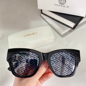 VERSACE Модель： VE4415U Размер： 52/21-145
