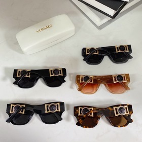 VERSACE Модель： VE4415U Размер： 52/21-145