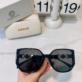 VERSACE Модель： 4449 Размер： 56/17-145