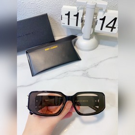 SAINT LAURENT  Модель： M96/F Размер： 65-13-145